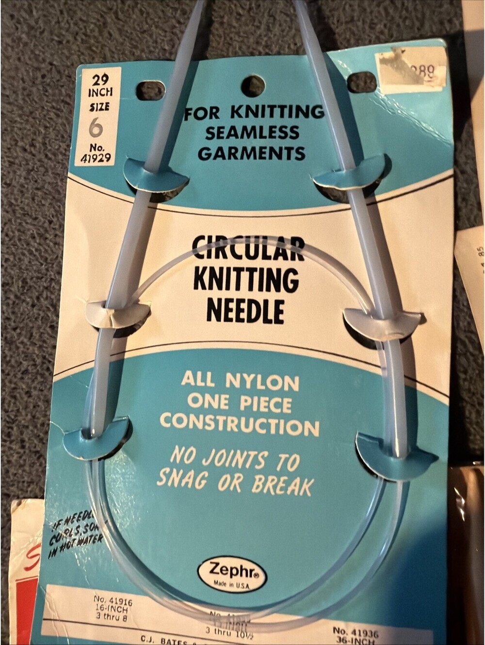 Huge Vintage Knitting Needles Lot Various Colors And Sizes - Picture 2 of 7
